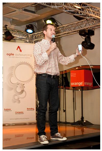 Mihai Sturzu a dat tonul distractiei de week-end cu aplicatia iPhone 